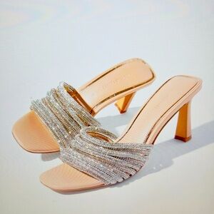 White House black market crystal mules